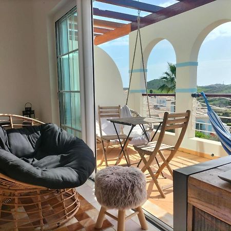 Komfortables Town House In Traumhafter Lage Budens Exterior photo